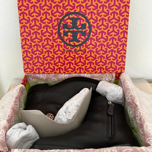 👢Tory Burch👢 Classic Junction 35 mm Ankle Bootie -  Tumbled Leather, Size 8 - Picture 10 of 14